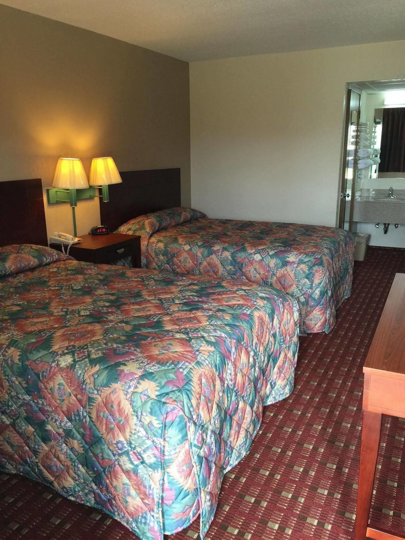 Executive Inn And Suites Dyersburg Εξωτερικό φωτογραφία