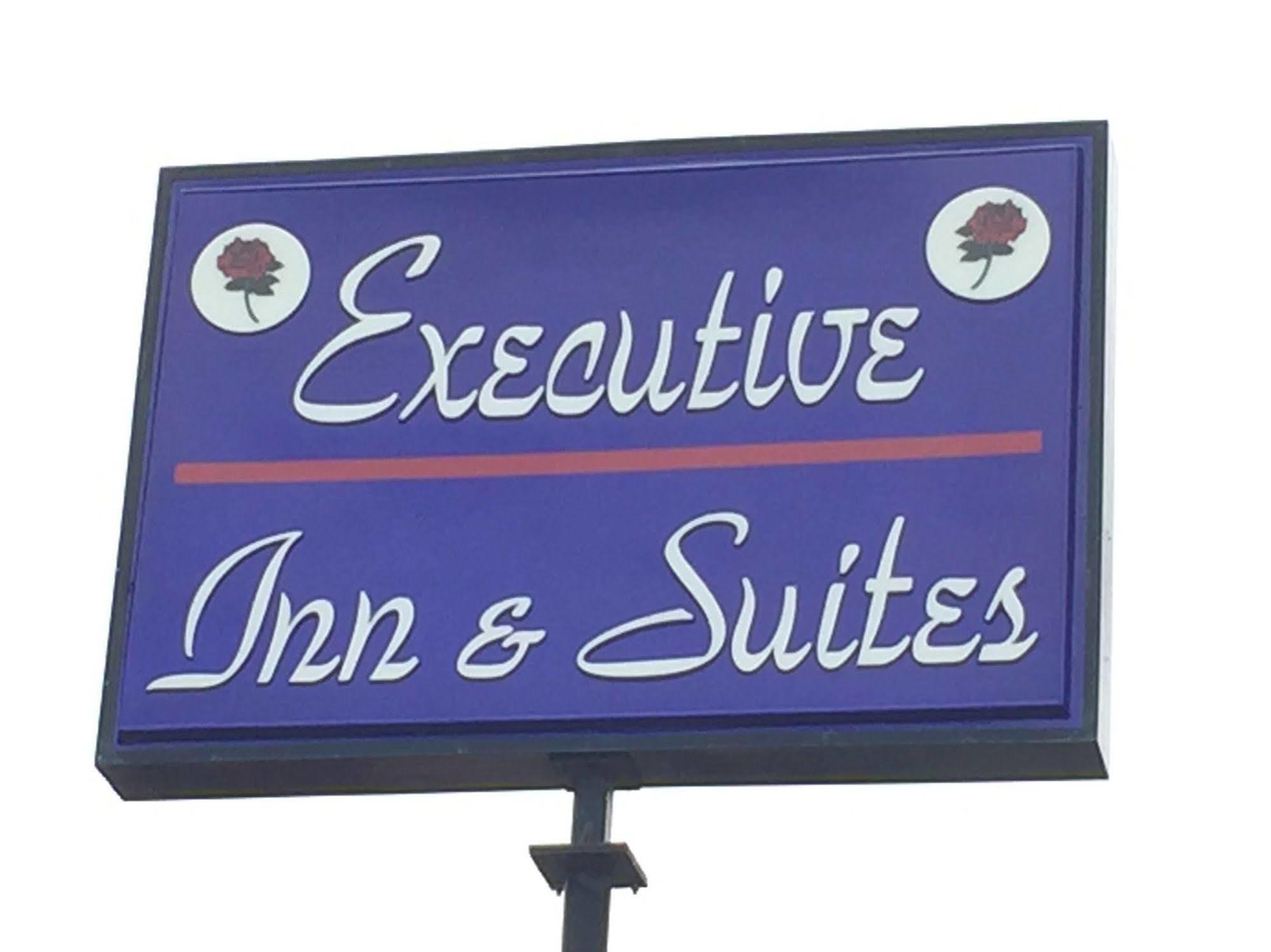 Executive Inn And Suites Dyersburg Εξωτερικό φωτογραφία